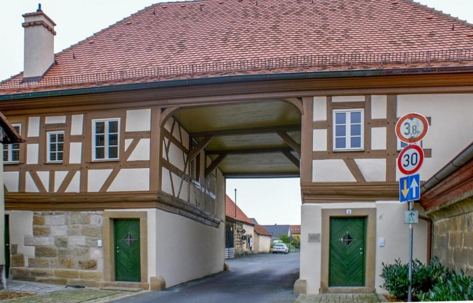Torhaus Rattelsdorf - Wohnung 1 Sonnenblume Eksteriør billede